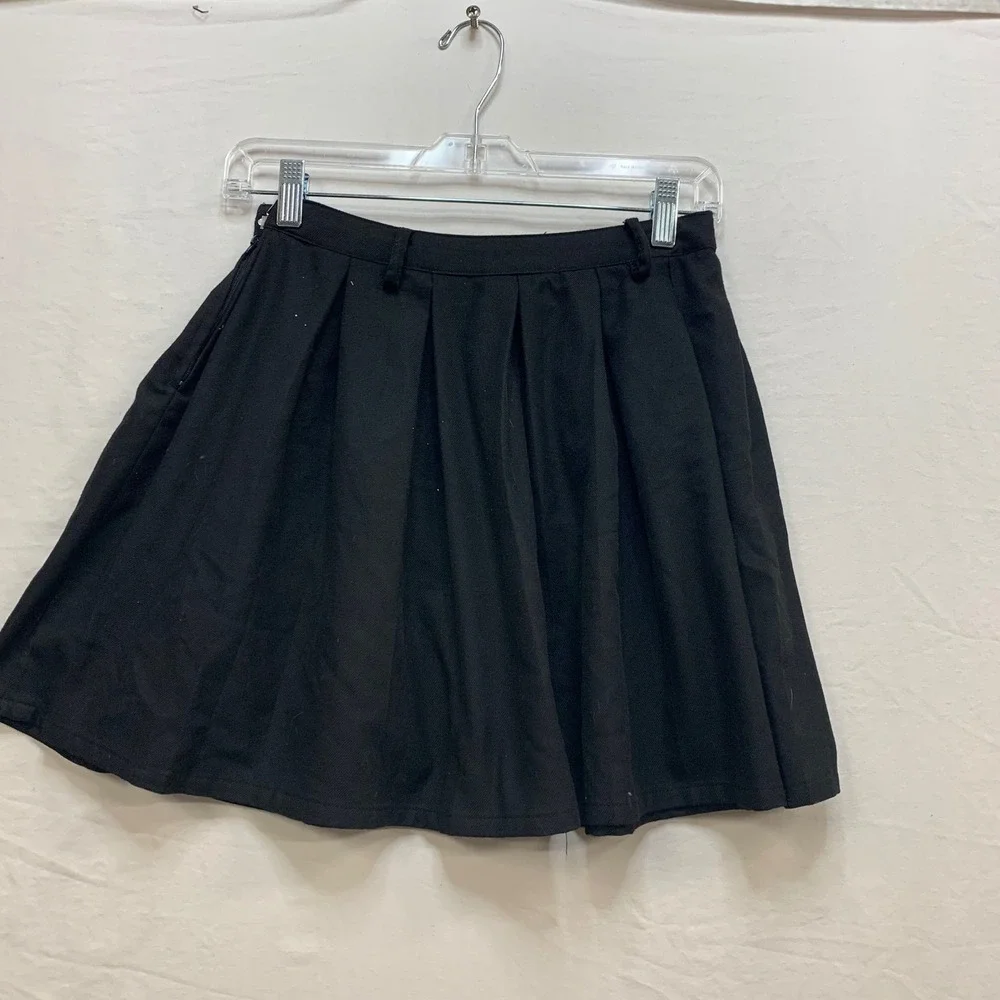 Hot‎ Topic Black Pleated Mini Skirt Schoolgirl Goth Punk XS